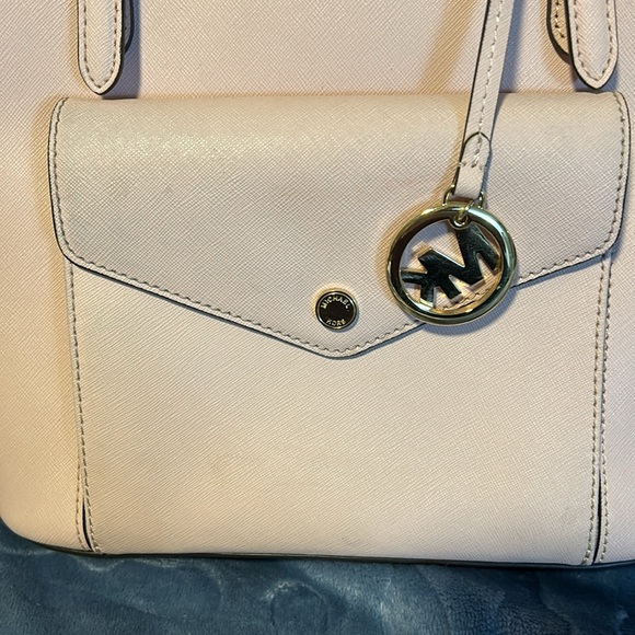 Michael Kors Purse - Picture 2 of 4